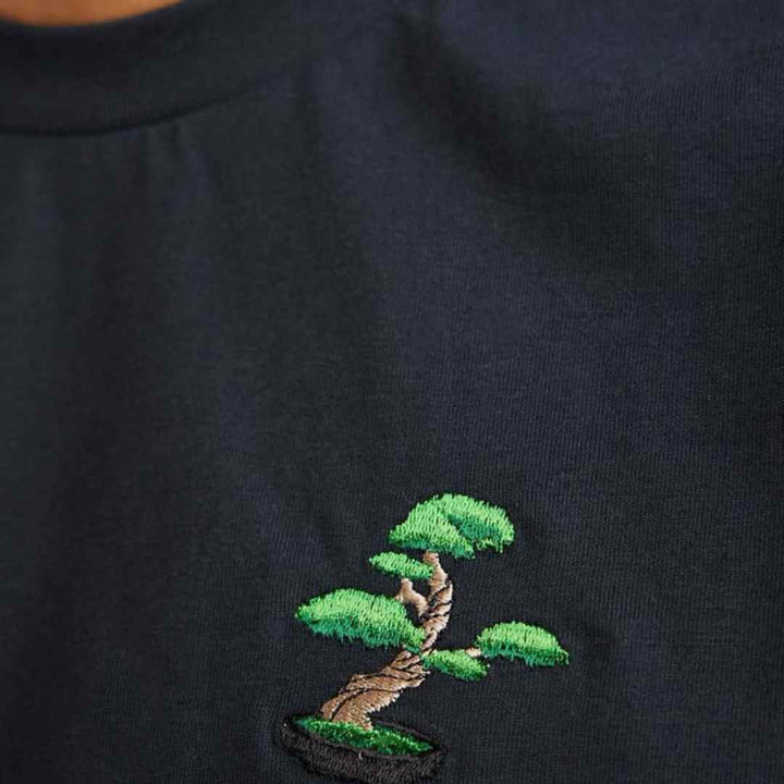 Custom Embroidery on T-Shirts - Karyan Art | كاريان أرت 