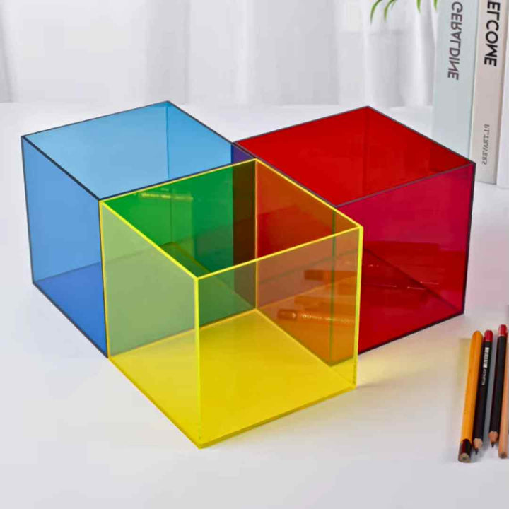 Custom Colourful Acrylic Boxes - Karyan Art | كاريان أرت 