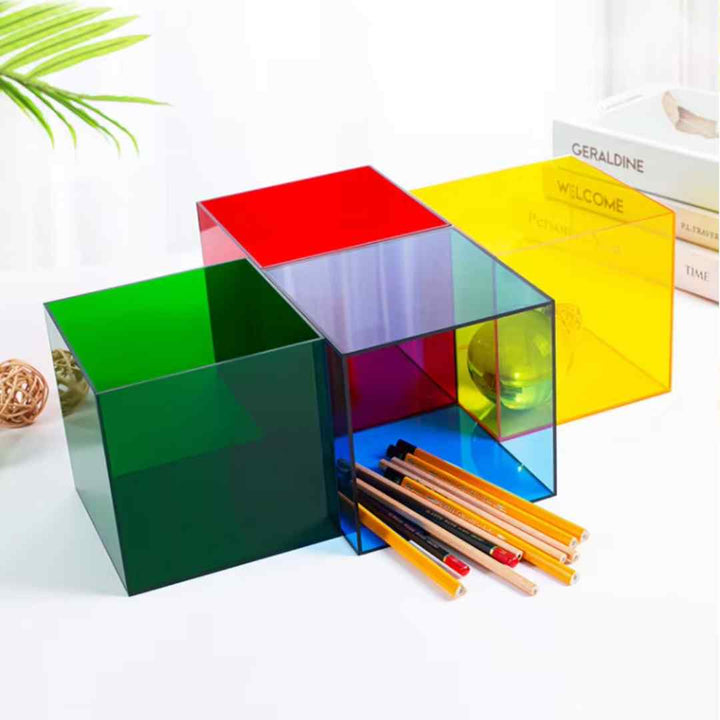 Custom Colourful Acrylic Boxes - Karyan Art | كاريان أرت 